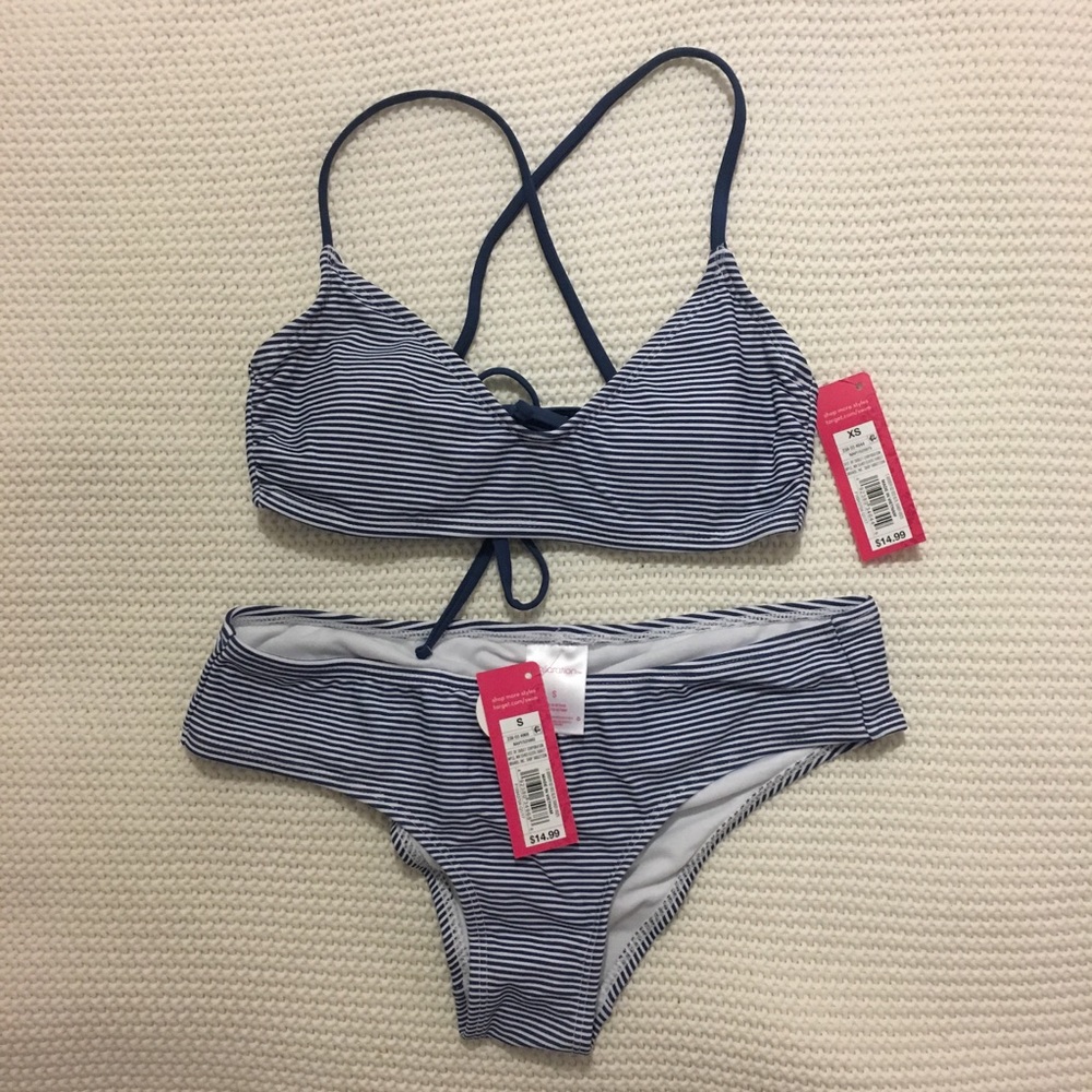 Striped cheeky bikini